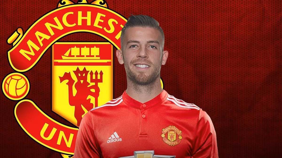 Chuyển nhượng bóng đá từ Football London, MU đang đứng trước cơ hội lớn để ký hợp đồng với Toby Alderweireld, ngay cả khi anh mới gia hạn với Tottenham Hotspur.