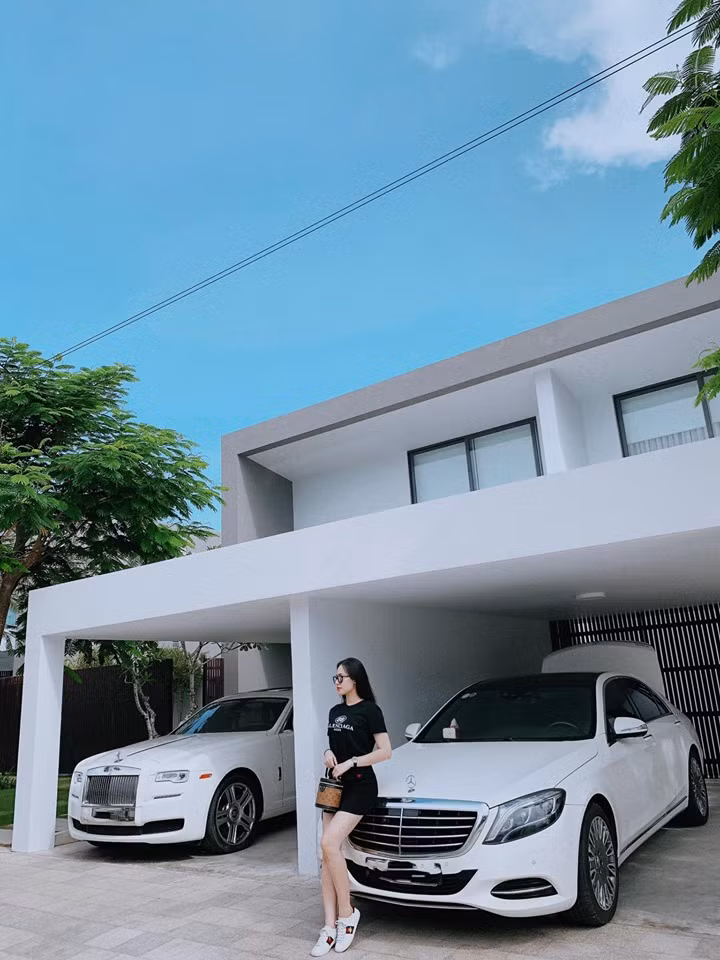Nhưng cả Quang Hải và Thảo Mi vẫn im lặng, chưa có bất cứ động tĩnh nào khiến nhiều người cảm thấy những nghi vấn trên hoàn toàn có cơ sở.
