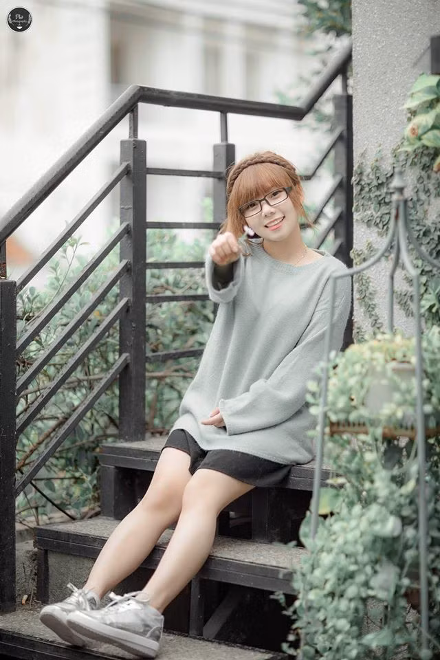Chưa dừng lại đó, khi tới đại học, cô nàng xinh đẹp này cũng được bạn bè cùng lớp ngưỡng mộ với thành tích 3,95/4 trong cả kỳ học.