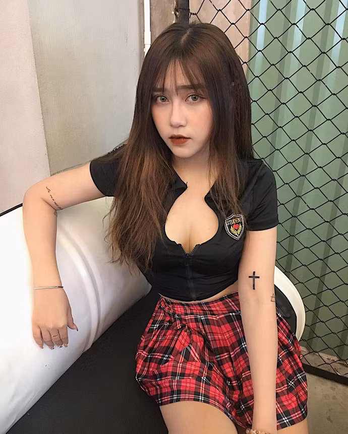 Những bức ảnh có phần táo bạo mà Hải Ngân đăng lên mạng xã hội luôn nhận được rất nhiều lượt like và những bình luận tích cực.