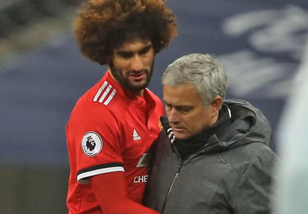 Báo chí Anh cho hay, Fellaini quyết định rời MU vào cuối mùa và đang đàm phán hợp đồng mới với CLB đến từ Italia là AS Roma.