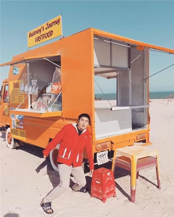 Với mục tiêu, mỗi bức ảnh chụp lại làm kỉ niệm phải được diễn tả chân thực nhất nên Chính Nghĩa thường không lên ý tưởng chụp trước mà sẽ quyết định khi "chân đặt tận nơi".