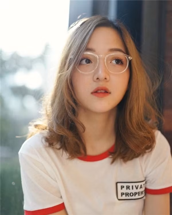 Tính tới thời điểm hiện tại, Jida đã xuất hiện trong nhiều bộ phim ngắn cũng như MV ca nhạc, quảng cáo dành cho giới trẻ.