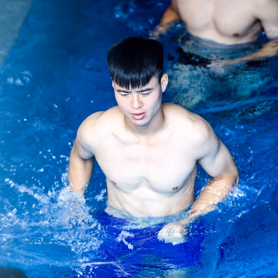 Có thể nói với đội hình nòng cốt là các cầu thủ U23 Việt Nam từng tạo nên chiến tích về thứ hai ở VCK U23 châu Á cùng với đó là những lão tướng kì cựu như Văn Quyết, Anh Đức, ĐT Olympic Việt Nam đang có một chất lượng tốt và xứng đáng khiến các đối thủ phải dè chừng.
