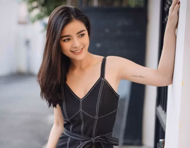Cô gái tiếp theo được dân mạng nhắc đến trong dàn hot girl Việt tăng cân đó là Nguyễn Trần Diệu Thúy.