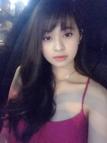 Trước khi dính vào đường dây ma túy của người tình, Ngọc Miu tình từng tham gia đóng một số clip ca nhạc cho các ca sĩ có tên tuổi như Đan Trường, Cao Thái Sơn.