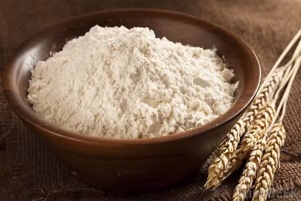 Bột yến mạch: Đây là loại thực phẩm rất giàu vitamin B giúp tăng cường trí não. Ảnh: trahoanghethuat.com.