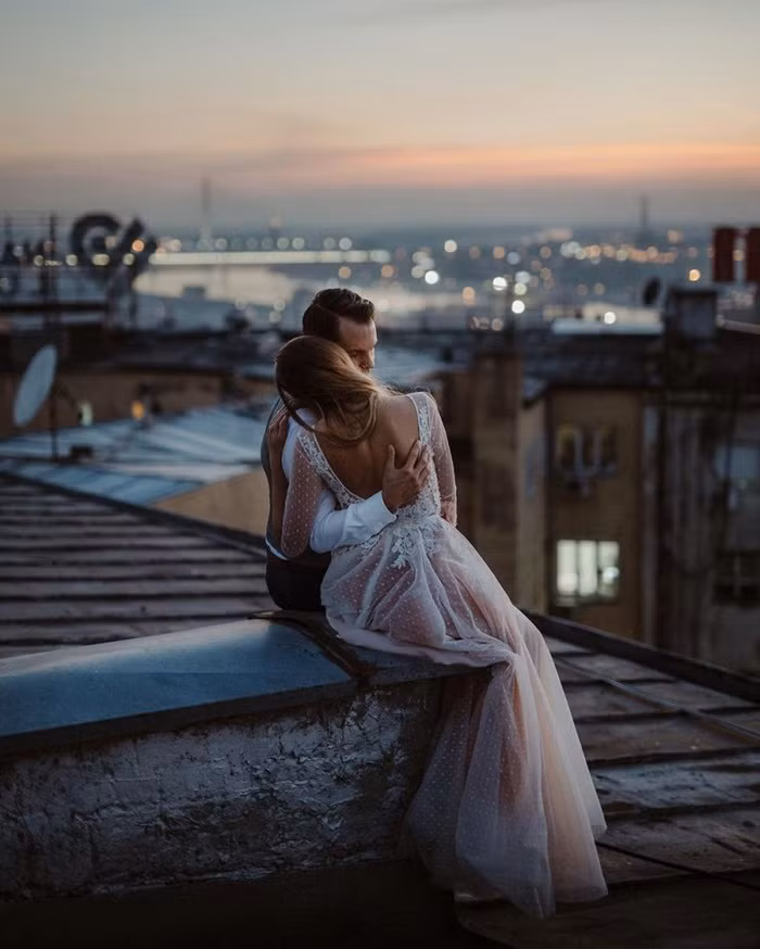 Theo Daily Mail, "Best of the best wedding photography" là cuộc thi danh giá mà mọi nhiếp ảnh gia chuyên chụp ảnh cưới đều mơ ước giành giải.