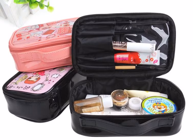 4. Bạn nên mua một số túi khác nhau hoặc có màu khác nhau để đựng các loại mỹ phẩm riêng biệt, từng giỏ theo từng loại có chức năng giống nhau. Ảnh: Zemzemshop.com.
