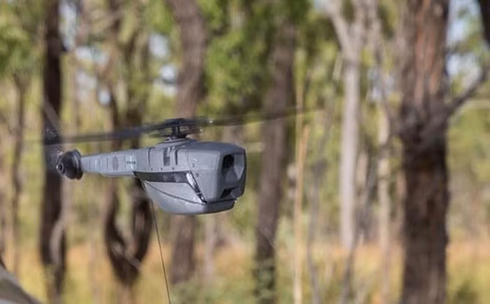 Chiếc UAV trinh sát nhỏ gọn này có khối lượng chỉ 33 gram và dài 168 mm, rất khó thấy được bằng mắt và các phương tiện trinh sát thông thường, có âm thanh cực kỳ nhỏ.