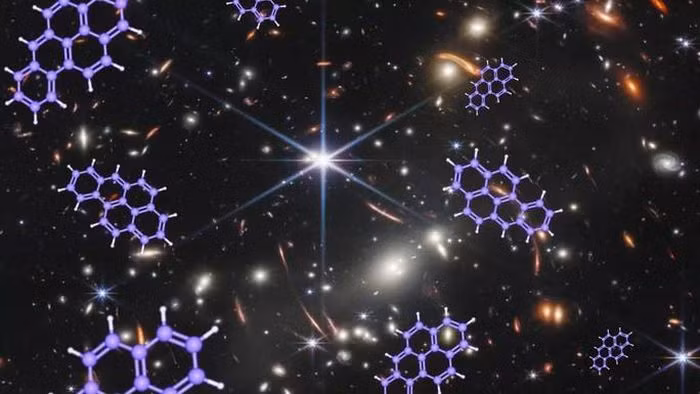 Thông qua kính viễn vọng không gian James Webb do NASA phát triển và điều hành, các chuyên gia đã tìm ra kho kim cương 12,8 tỉ năm tuổi. Cụ thể, họ phát hiện bụi carbon giống kim cương trong 10 thiên hà hơn 12 tỉ năm tuổi.