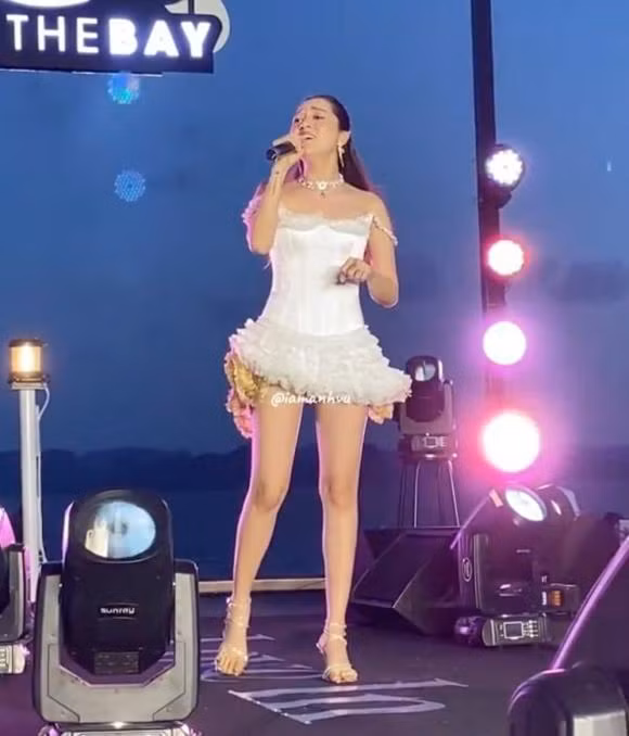 Nhan sac va voc dang Bao Anh lieu con phong do voi camera thuong?-Hinh-6