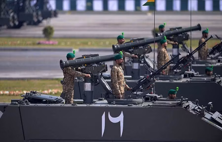 Xe bọc thép M113 gắn tên lửa chống tăng Baktar-Shikan do Pakistan sản xuất.