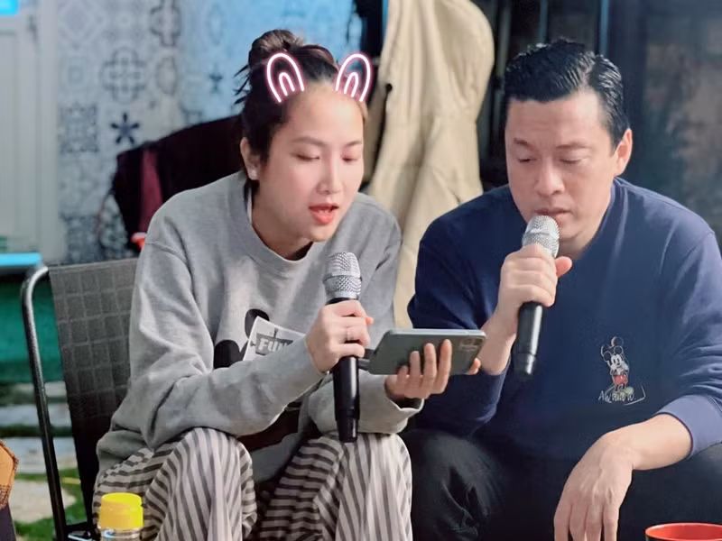 Hạnh phúc của vợ chồng Lam Trường đầy bình dị.