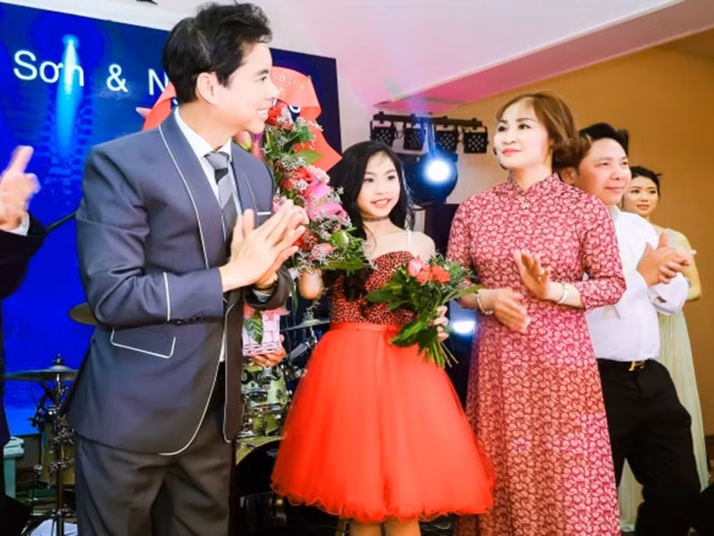 Ngọc Sơn hy vọng, Ngọc Thảo không chỉ trưởng thành trong âm nhạc, hoàn thiện về phong cách trình diễn mà ngay cả trong cuộc sống cũng cố gắng vẹn toàn, làm người ngay thẳng.