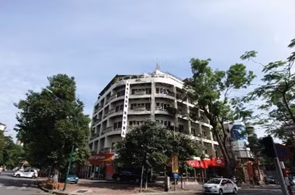 Khách sạn Thương mại Sài Gòn nằm ở vị trí đắc địa của Thủ đô.