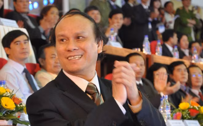 Vu an Vu Nhom: Khoi to hai cuu Chu tich Da Nang Tran Van Minh, Van Huu Chien