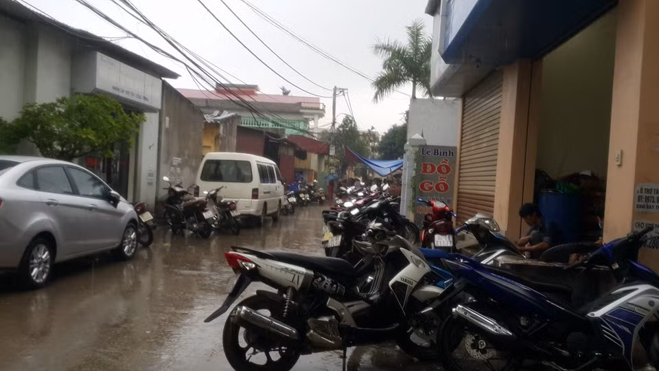 Người dân phố Đức Minh chưa hết bàng hoàng về vụ việc trên.