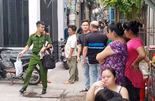 9X khai nguyen nhan dung bua sat hai co ruot o Sai Gon