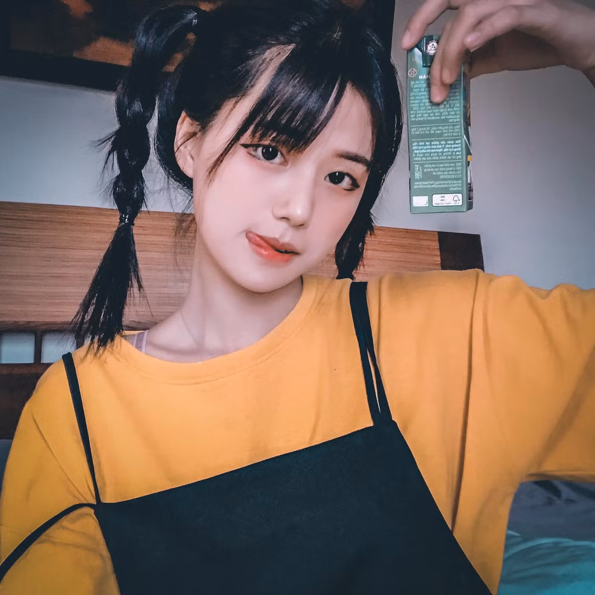 Mặc dù sử dụng TikTok chưa lâu nhưng gái xinh Đà Nẵng này đã sở hữu gần 700.000 lượt theo dõi, hơn 5 triệu lượt thích.
