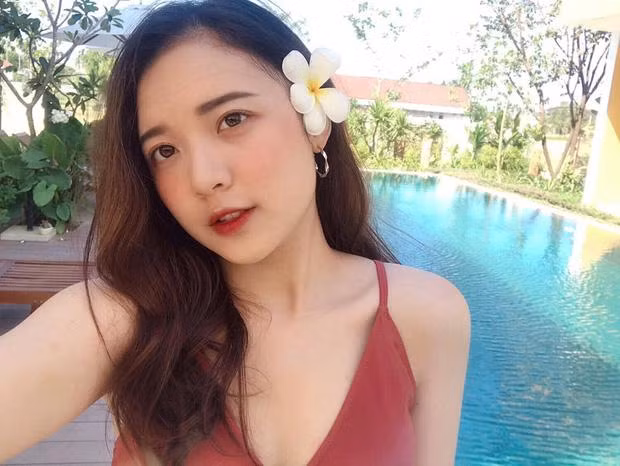 "Đẹp quá chị ơi", "Xinh quá chị", "Yang hồ này xinh quá",...là những bình luận netizen gửi đến nữ MC Phương Thảo.