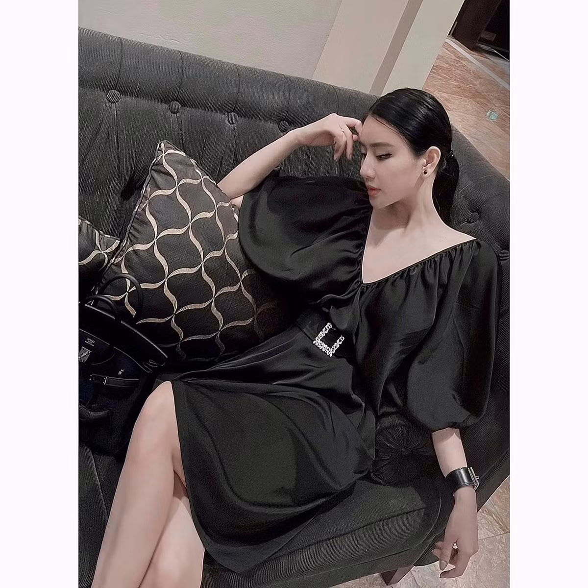 So với những đàn chị trong giới rich kid như Tiểu Giang, Jolie Nguyễn... Thanh Tú là cái tên được phát hiện khá muộn.