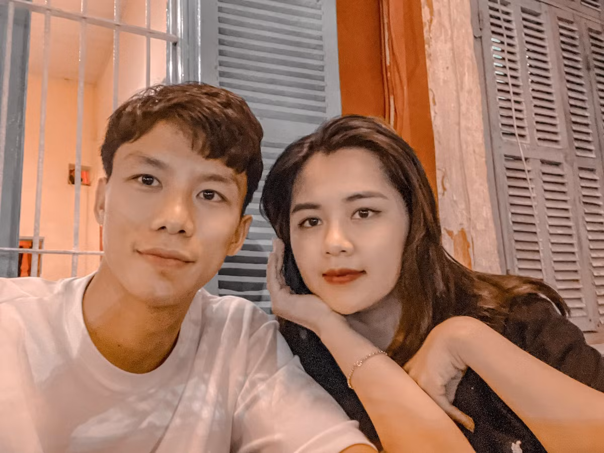 Nhan sắc của cựu Hoa khôi không thay đổi dù đã trải qua quá trình bầu bí, sinh nở.