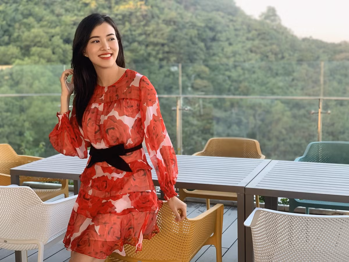 Khi đang là sinh viên năm thứ ba, Hà Thanh Vân sang Mỹ du học theo chương trình liên kết giữa Đại học Ngoại thương và trường Colorado State. Cô tốt nghiệp đại học ở Mỹ vào giữa năm 2015, sau đó ở lại thêm một năm để tìm việc làm và rèn luyện kỹ năng giao tiếp tiếng Anh. Ảnh: FBNV