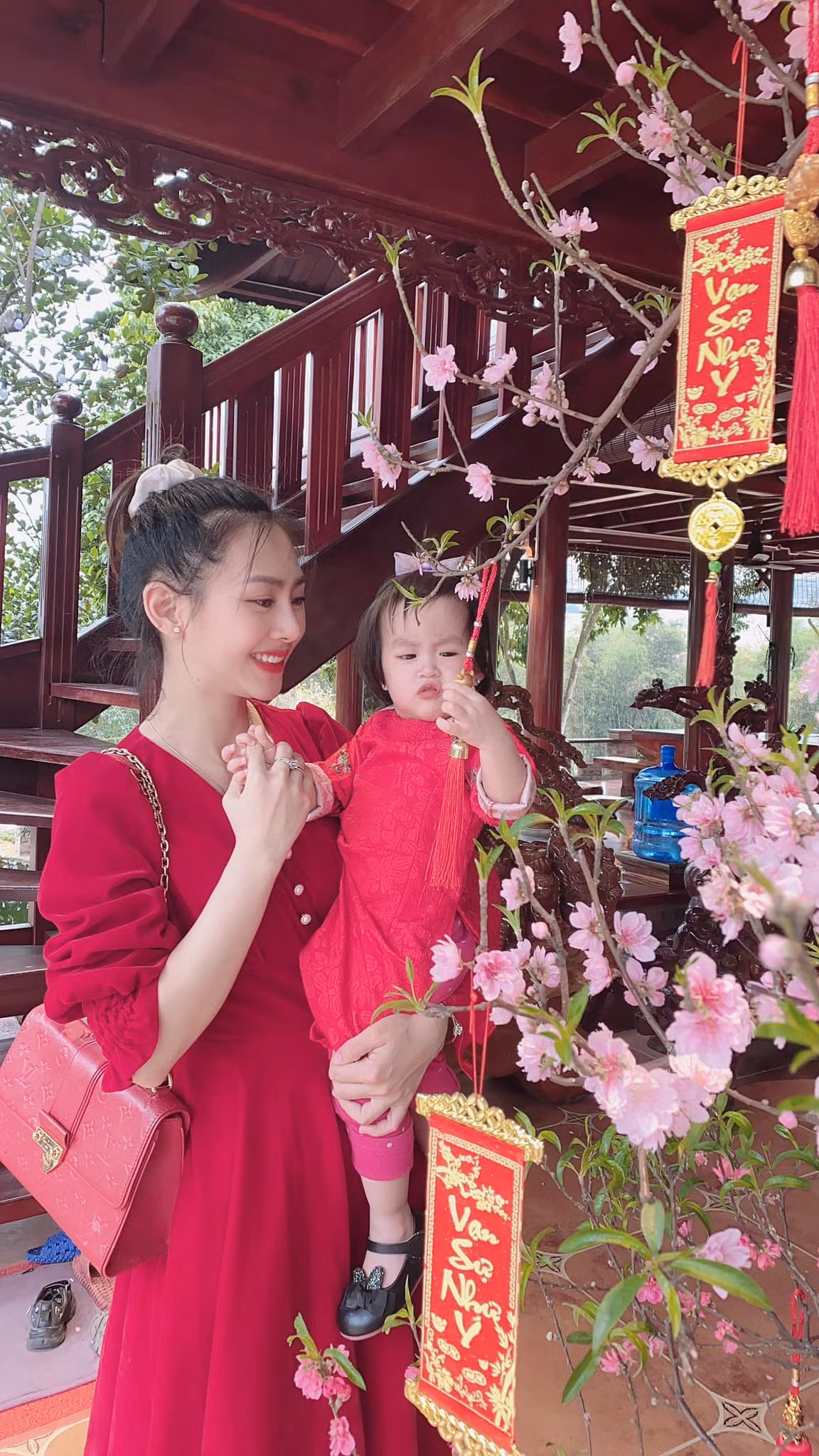 Từ sau khi "theo chồng bỏ cuộc chơi", Yến Xôi ít xuất hiện hơn trên MXH, tên tuổi của cô không còn được biết đến nhiều như trước.