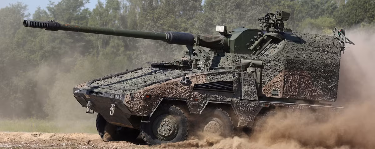 Cả Ukraine và Đức đều tin tưởng rằng, những tổ hợp pháo tự hành RCH 155 sẽ tăng cường khả năng pháo binh cho các lực lượng của Kiev trong bối cảnh xung đột đang diễn ra. Hệ thống RCH 155 do Tập đoàn quốc phòng Krauss-Maffei Wegmann của Đức phát triển, được xem là bước nhảy vọt trong công nghệ pháo binh hiện đại. Ảnh: KNDS.