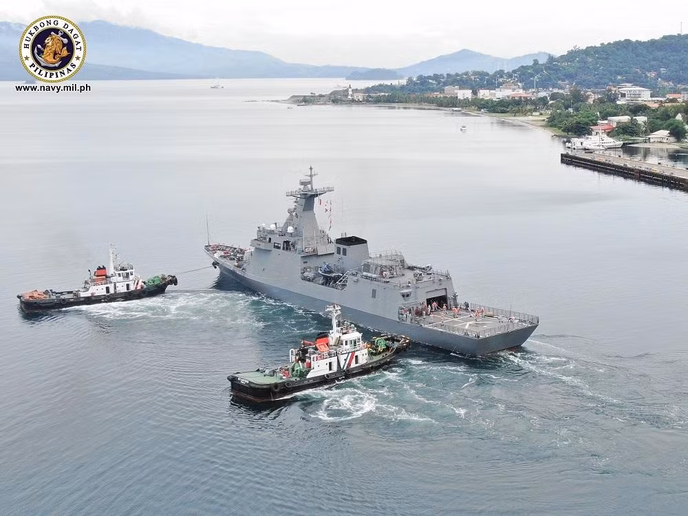 Ngày 23/5/2020, tàu đến Vịnh Subic của Philippines sau chuyến đi kéo dài 5 ngày từ Hàn Quốc. Ngày 18/12/2020, Ủy ban Kiểm tra và Nghiệm thu kỹ thuật tuyên bố tàu tuân thủ các thông số kỹ thuật đã thỏa thuận, sau khi chứng kiến khả năng hoạt động của tàu trong các chuyến chạy thử trên biển.