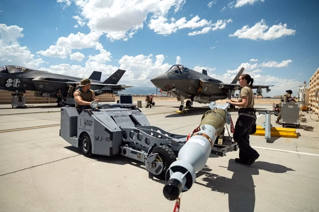 Sự hiện diện của F-35 tại Romania nhằm mục đích tăng cường sự ổn định chính trị và kinh tế trong khu vực. Thương vụ này không được kỳ vọng sẽ làm đảo lộn cán cân quân sự trong khu vực, mà thay vào đó sẽ cải thiện khả năng phòng thủ của NATO trước những thách thức hiện tại.