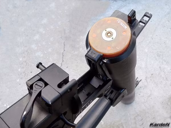 RGS-50 là súng phóng lựu bắn phát một, sử dụng nòng trơn (tương tự như nòng súng săn) và nạp đạn từ phía sau. Súng phóng lựu có thể bắn ra những quả lựu đạn nặng 0,4 kg với vận tốc đầu nòng khoảng 90 m/s. Thiết kế đơn giản của RGS-50 đảm bảo độ bền cao và vận hành dễ dàng.