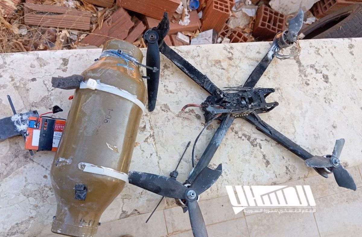 Ngoài ra, những chiếc UAV này có thể được trang bị đạn nhiệt áp TBG-7V, được thiết kế để tiêu diệt nhân lực trong các nơi trú ẩn. Thông thường, lựu đạn tích điện cũng có thể được treo trên các UAV này.