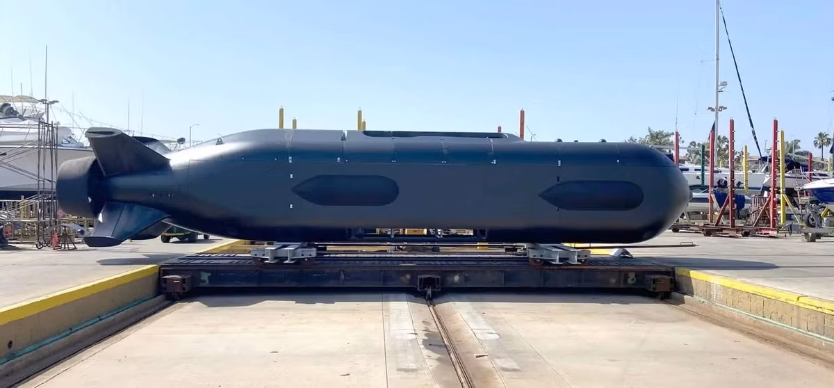 Năm 2017, Hải quân Mỹ đã trao các hợp đồng phát triển XLUUV cho Boeing. Tuy nhiên, kể từ đó, sự chậm trễ và gia tăng chi phí đã khiến chương trình trở nên khó khăn. Ảnh: The Drive.