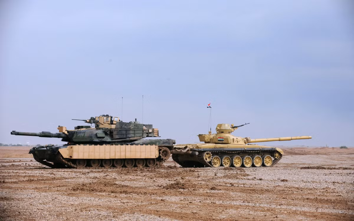 Từ quan điểm công nghệ, M1 Abrams được trang bị nhiều hệ thống phức tạp như bộ quan sát nhiệt độc lập của chỉ huy (CITV) và hệ thống điều khiển hỏa lực được vi tính hóa để tăng độ chính xác. Trong khi đó, tuy T-72B3 có công nghệ kém hơn nhưng lại được trang bị các hệ thống hiện đại như kính ngắm đa kênh Sosna-U và máy theo dõi mục tiêu tự động.