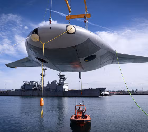 Trong giai đoạn 2022-2023, Northgrop Grumman đã hoàn thành dự án và đi vào xây dựng theo nguyên mẫu. Ngày 8/4/2024, nhà sản xuất đã công bố một phiên bản để thử nghiệm, kèm theo bức ảnh chụp UUV mới trên mặt đất (để che giấu những đặc điểm thiết kế chính). Kế hoạch chi tiết và thời gian dự kiến không được công bố.