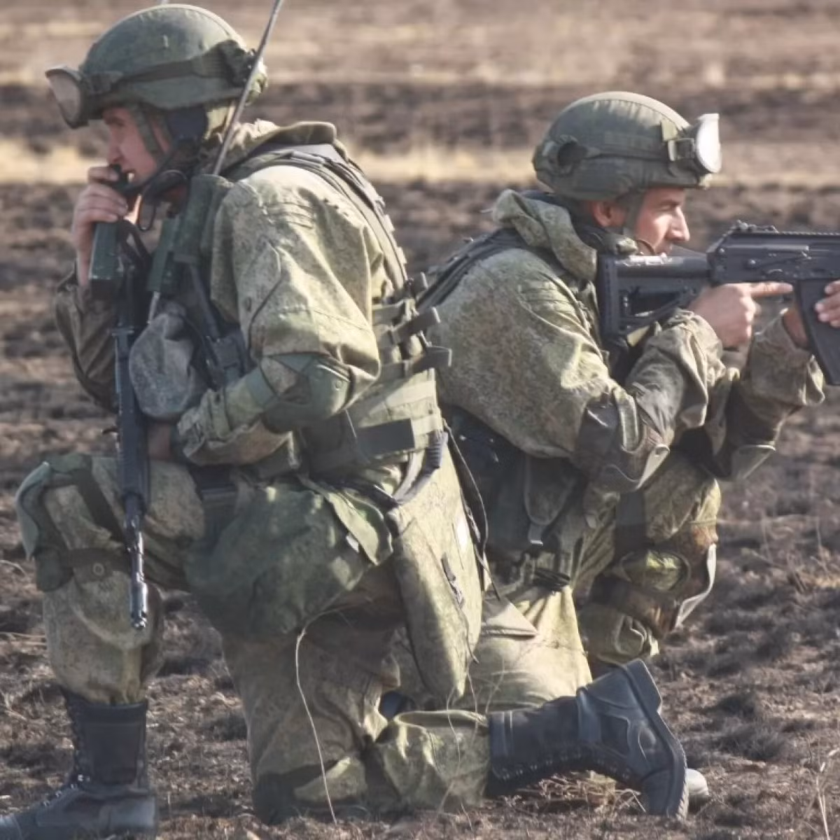 Nhưng lần này, sau đợt ném bom đầu tiên, quân Ukraine đã vội vàng sơ tán khỏi vị trí, còn quân Nga cũng không sử dụng UAV trinh sát nên không kịp phát hiện ra quân Ukraine rút lui, từ đó đánh mất cơ hội tốt nhất để chiếm giữ khu vực quan trọng này.
