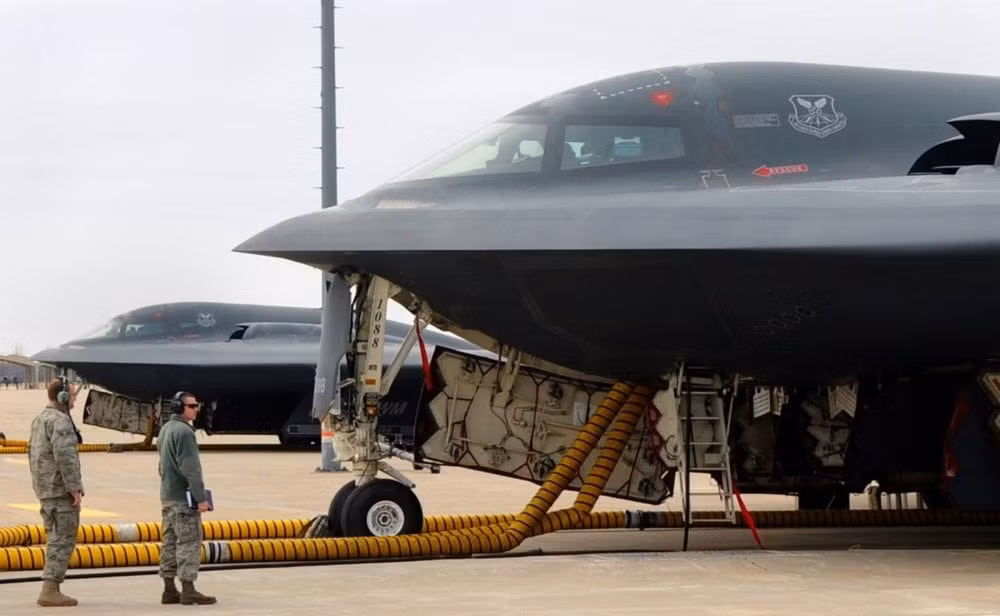 Chính phủ Mỹ cho biết họ sẽ không công bố chi phí ước tính cho hợp đồng B-21 của Northrop, vì họ cho rằng con số này sẽ tiết lộ quá nhiều thông tin về dự án mật cho các đối thủ tiềm năng.
