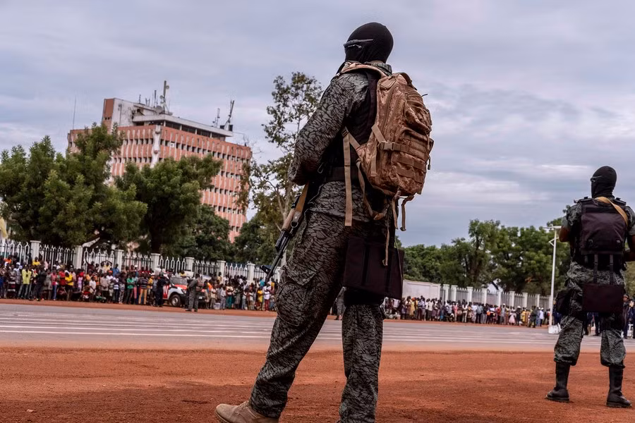 Sau thời điểm tháng 7/2023, những binh sĩ thuộc tổ chức "Quân đoàn châu Phi hay Afrika Korps" - cơ cấu được tạo ra nhằm thay thế PMC Wagner bắt đầu được huấn luyện tại căn cứ nói trên.