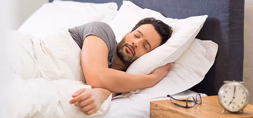 2. Sự thật là con người đốt cháy nhiều calo hơn khi đi ngủ hơn là lúc xem tivi.