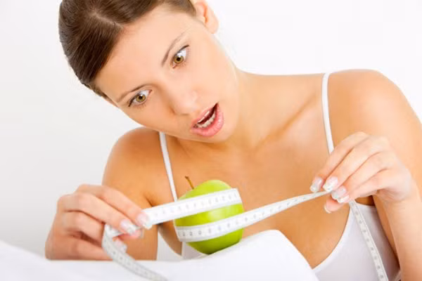 Chất béo tích trữ ở vòng 3 sản ra nồng độ bất thường 2 loại protein, có thể gây viêm và kháng insulin. Mà đây lại là những yếu tố ban đầu gây ra bệnh tim mạch và tiểu đường tuýp 2.