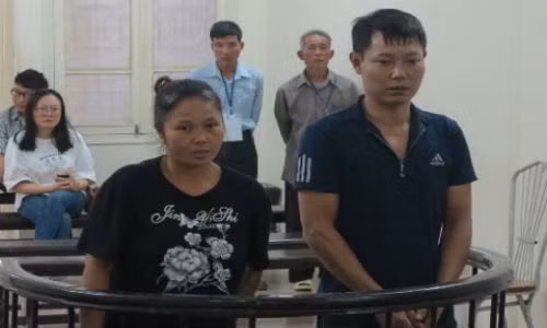 Ong lao chui dong khien con trai va con gai suyt phai… vao tu