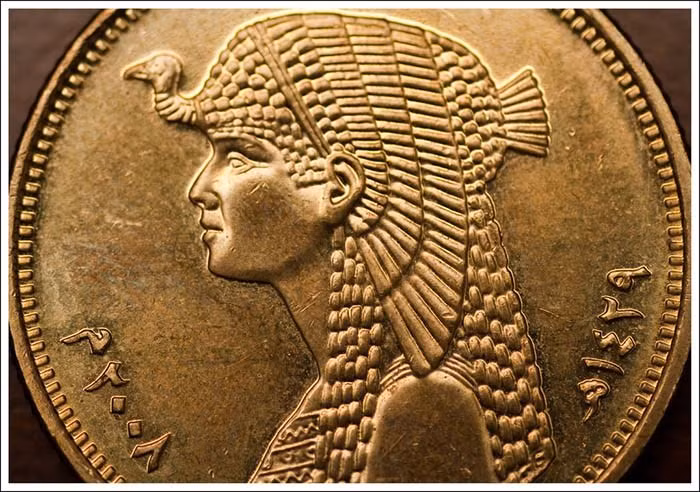 Đây được cho là nguyên nhân khiến quyền lực của nữ hoàng Cleopatra dần suy yếu trước khi sụp đổ.