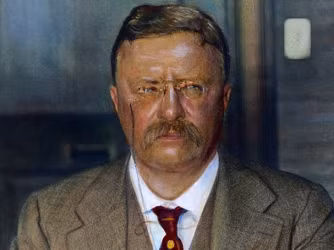 Thay vì bị đưa đến bệnh viện ngay để điều trị vết thương, Tổng thống Roosevelt vô cùng bình tĩnh và quyết định hoàn thành bài phát biểu dài 90 phút theo dự kiến ban đầu.