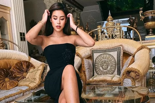 Khoe ảnh đón Giáng sinh sớm, Tiên Nguyễn lộ ngoại hình mũm mĩm Khoe anh don Giang sinh som, Tien Nguyen lo ngoai hinh mum mim
