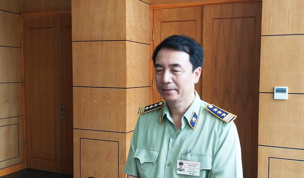 “Cá nhân tôi chỉ mong muốn một điều rất tâm huyết để nói với các đồng nghiệp trong lực lượng QLTT rằng: Nghề QLTT là 1 nghề khá nhiều vất vả, gian khó, đòi hỏi phải có trình độ nghiệp vụ, nắm chắc, hiểu biết pháp luật, có đủ Tâm và Tầm. Người cán bộ QLTT phải luôn trách nhiệm hết mình với công việc, biết tỉnh táo trước mua chuộc, cám dỗ, không bị mắc bẫy bởi những đạn bọc đường, và phải bản lĩnh, dũng cảm trước đe doạ nếu không chịu khó tu dưỡng rèn luyện, giữ gìn bản thân rất dễ vi phạm pháp luật”, ông viết trên trang cá nhân.