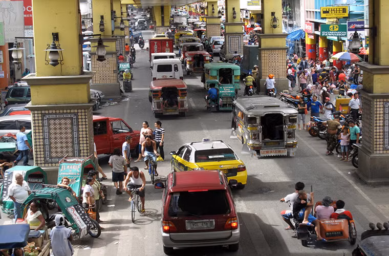 Philippines từng là thuộc địa của Tây Ban Nha trong hơn 330 năm và là thuộc địa của Mỹ trong khoảng thời gian từ năm 1898 cho đến khi bị Nhật Bản chiếm đóng trong Thế chiến II. Sau đó, Nhật Bản buộc phải rời khỏi quốc đảo này vào năm 1945. Ảnh: Migrationology.