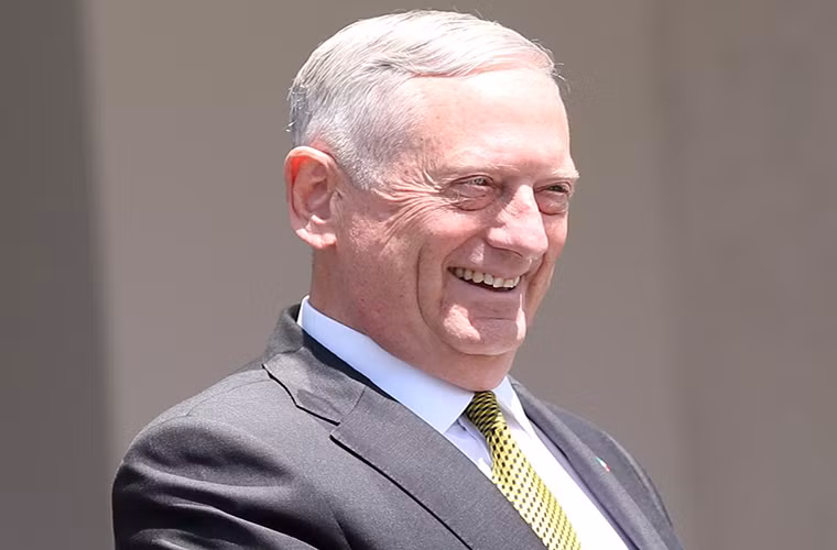 Bộ trưởng Quốc phòng Mỹ James Mattis sinh ngày 8/9/1950 tại Pullman, Washington. Theo Business Insider, Bộ trưởng Mattis đã đạt được vị thế "huyền thoại" sánh ngang với những bậc anh hùng trong quá khứ của Quân đội Mỹ. (Nguồn ảnh: Business Insider)