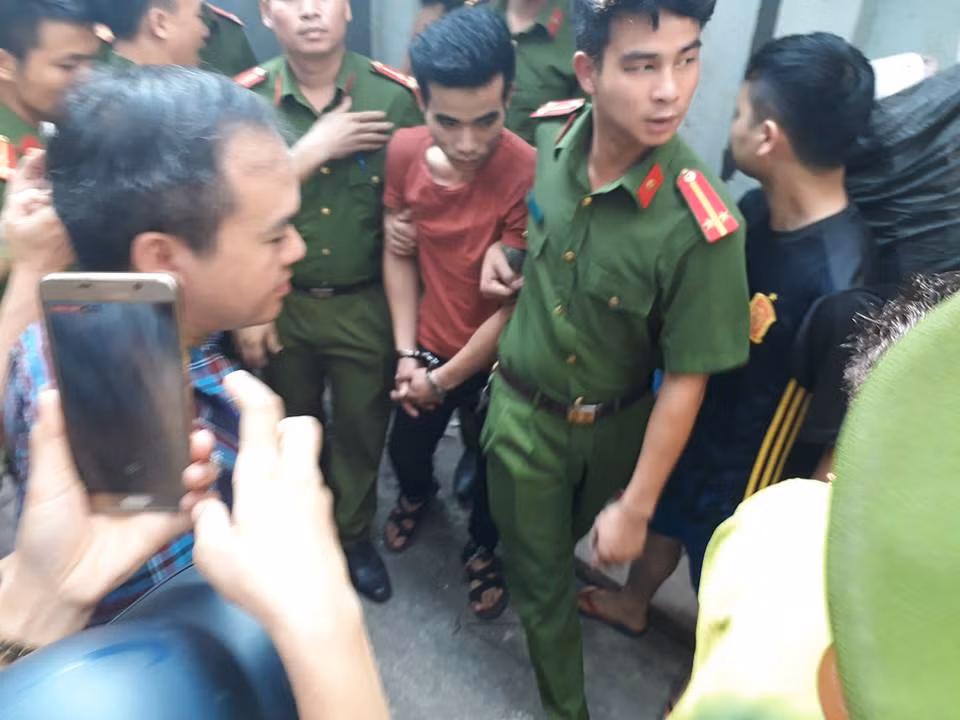 Vu thi the tro xuong o Vinh Phuc: Me nan nhan som biet hung thu la ai-Hinh-2
